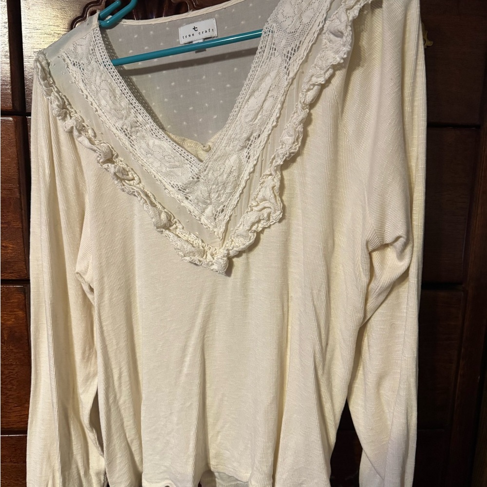 True Craft Elegant Cream Lace Trim Women's Top
